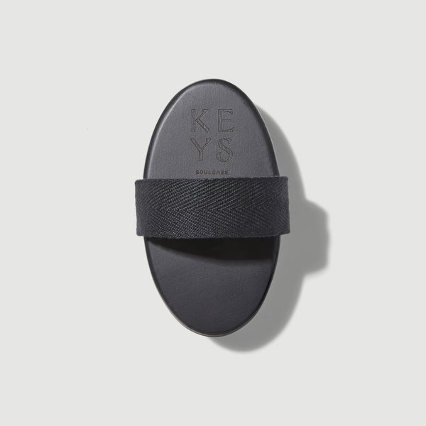 Energizing Dry Body Brush From the Back